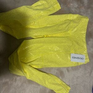 Crowned Belle Yellow Floral Leggings Medium NWT